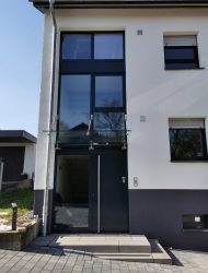 Glasgestaltung Bretten