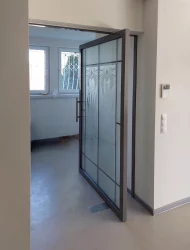 Glasgestaltung Bretten